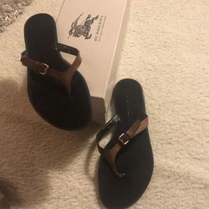 Burberry Housecheck Thong Sandal